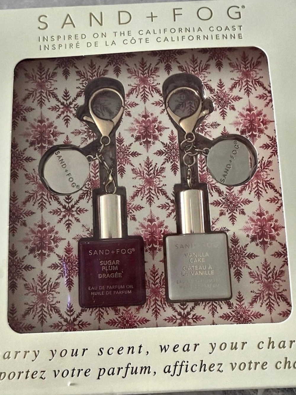 New SAND+FOG Sugar Plum & Vanilla Cake Fragrance Oil Rollers Two-Piece Fragrance